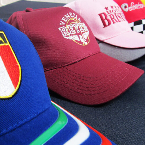 ricamo personalizzato cappellini ricamo personalizzato cappellini